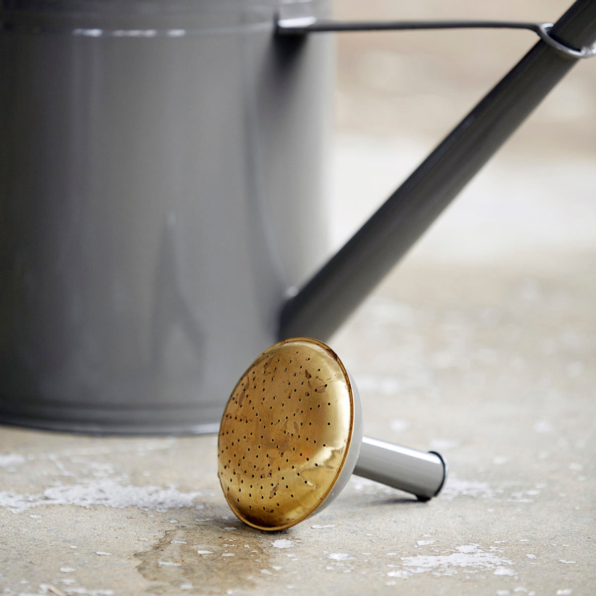Wan Watering Can Grey