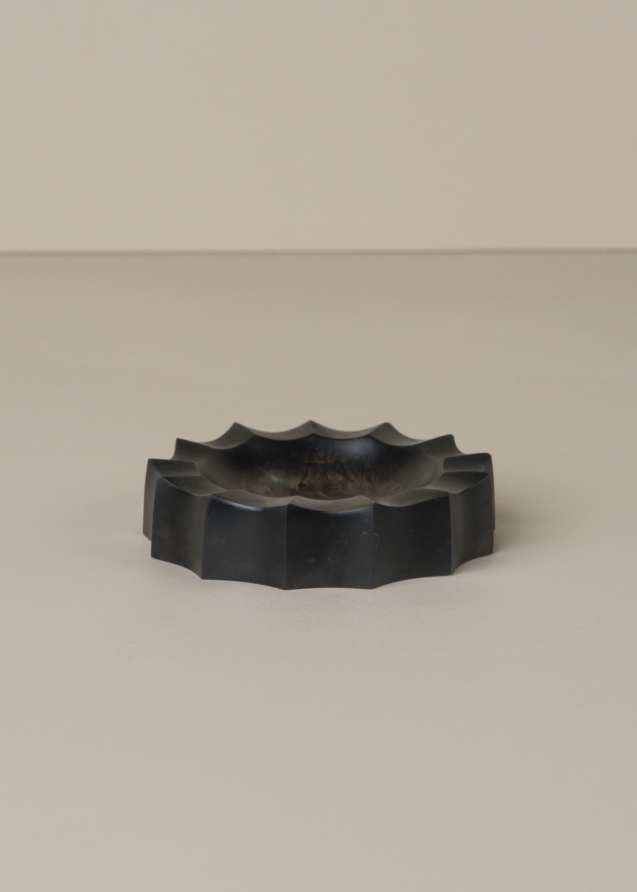 Flow Resin - Sun dish