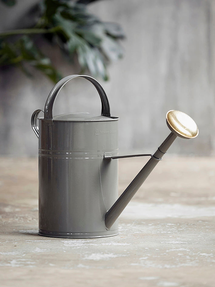 Wan Watering Can Grey