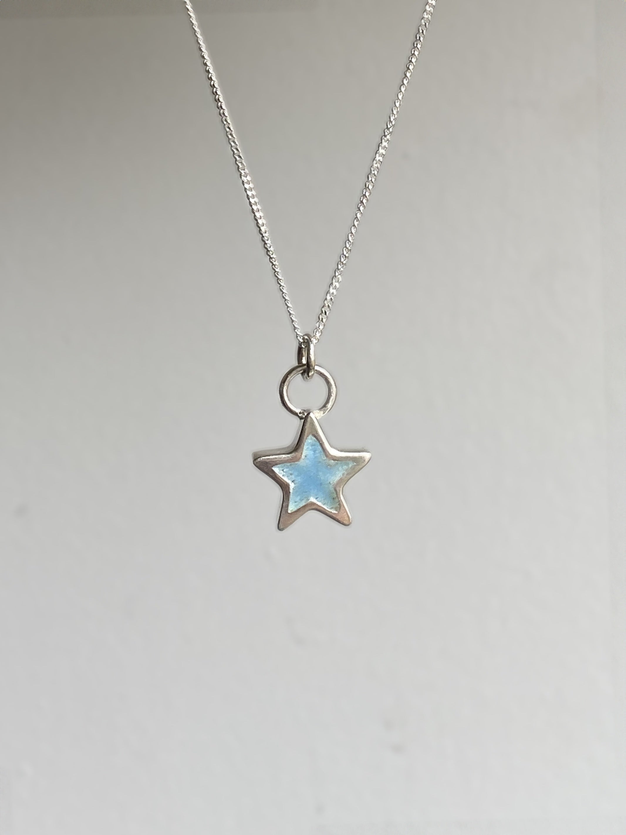 Vosso Star with pale blue enamel necklace