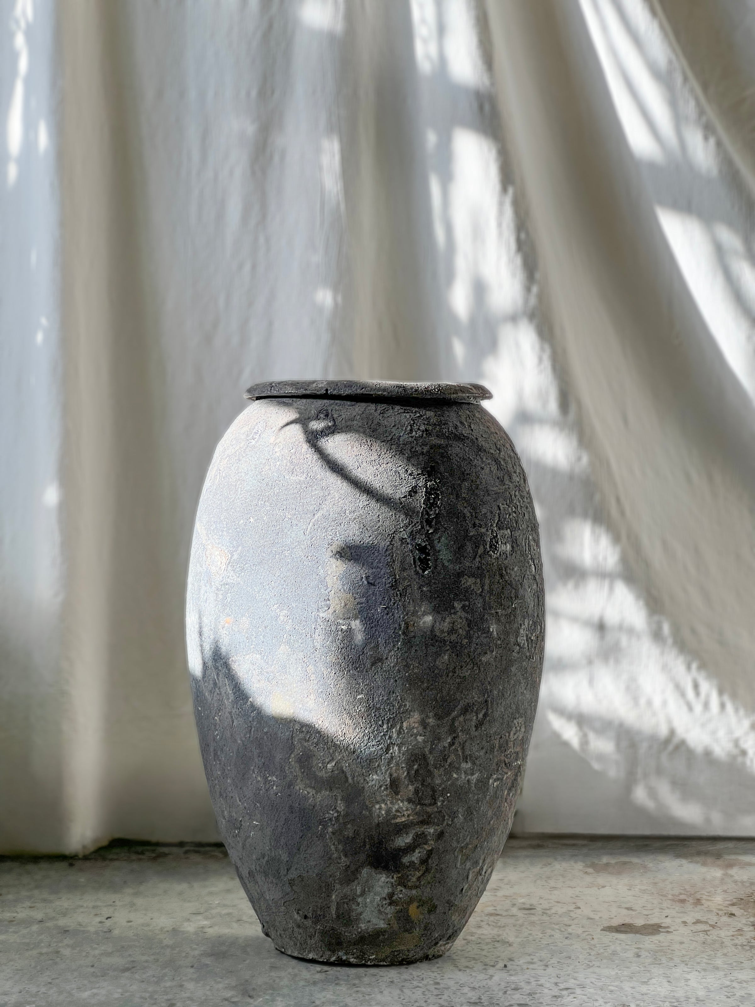 Water jar